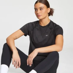 MP Women's Training T-Shirt Reg Fit - Black -Damen Fitnessbekleidung Verkäufe 12773775 4984885508697216