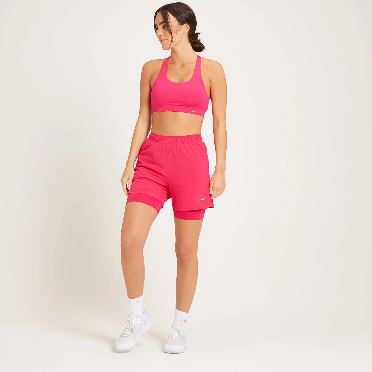 MP Women's Training 2-IN-1 Shorts - Magenta 4 MP Women's Training 2-IN-1 Shorts - Magenta – Bild 2